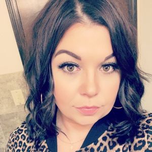 Meet your Posher, Theresa